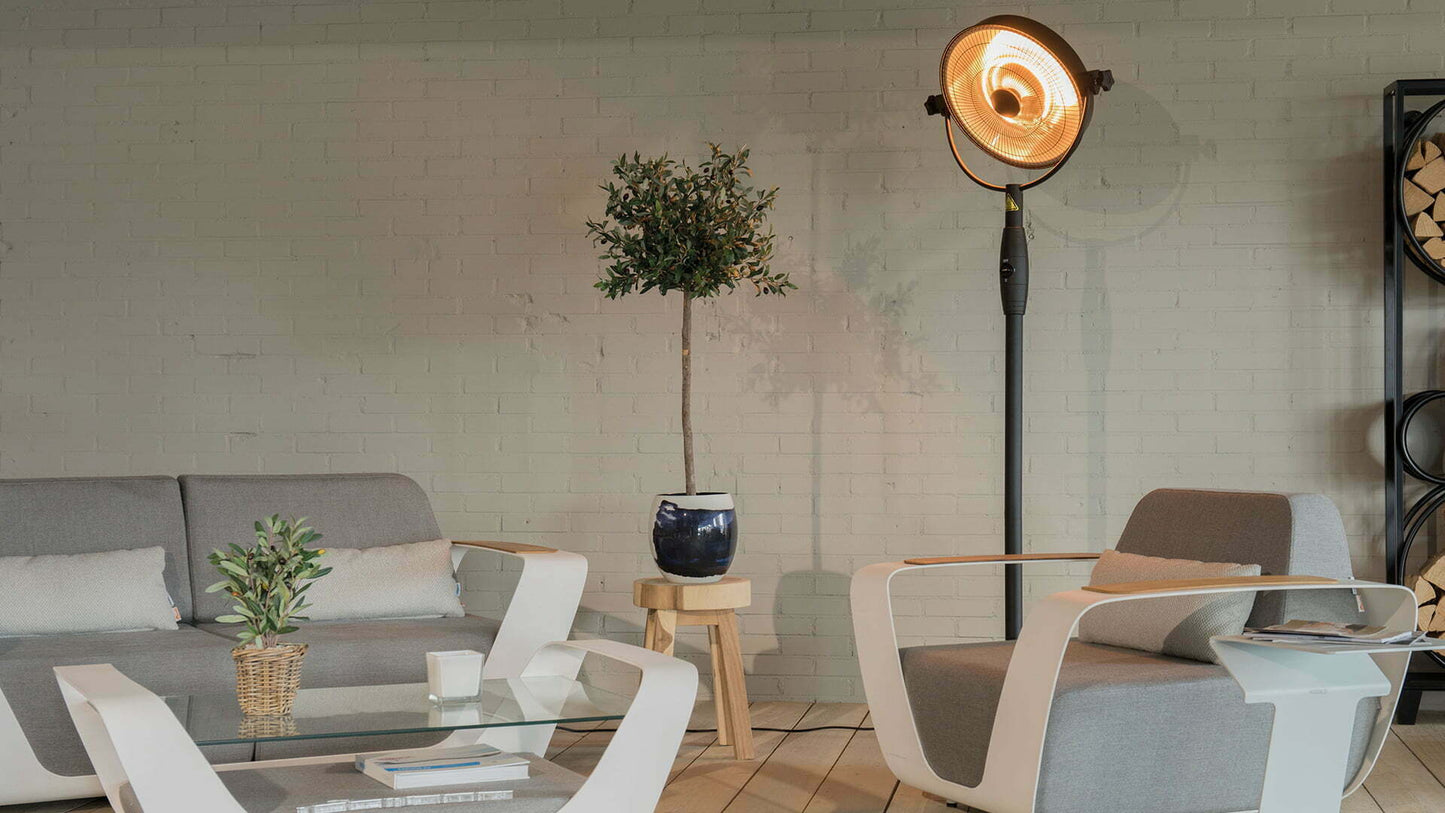 Retro Bright Fritstående Terrassevarmer – Sort (2100W) - Nordic Unique