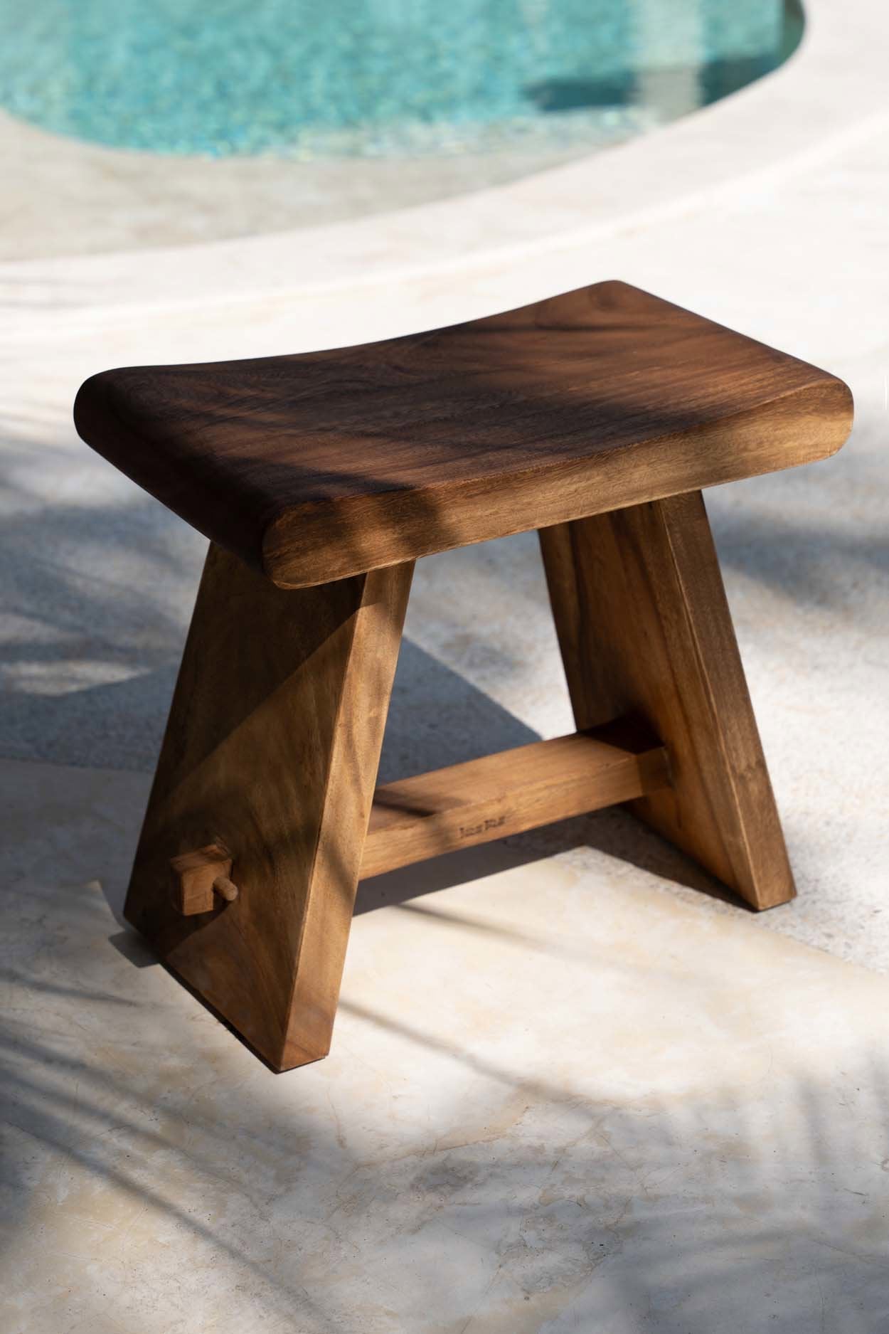 Suar Stool - 50cm