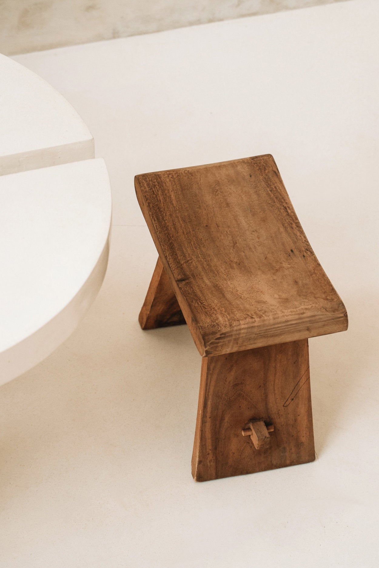 Suar Stool - 50cm