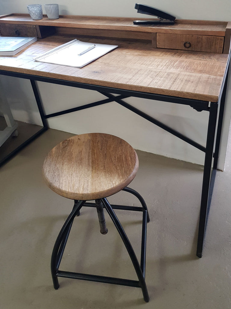 Drejestol/barstol, højdejusterbar i træ og metal sort 2 stk. - Nordic Unique