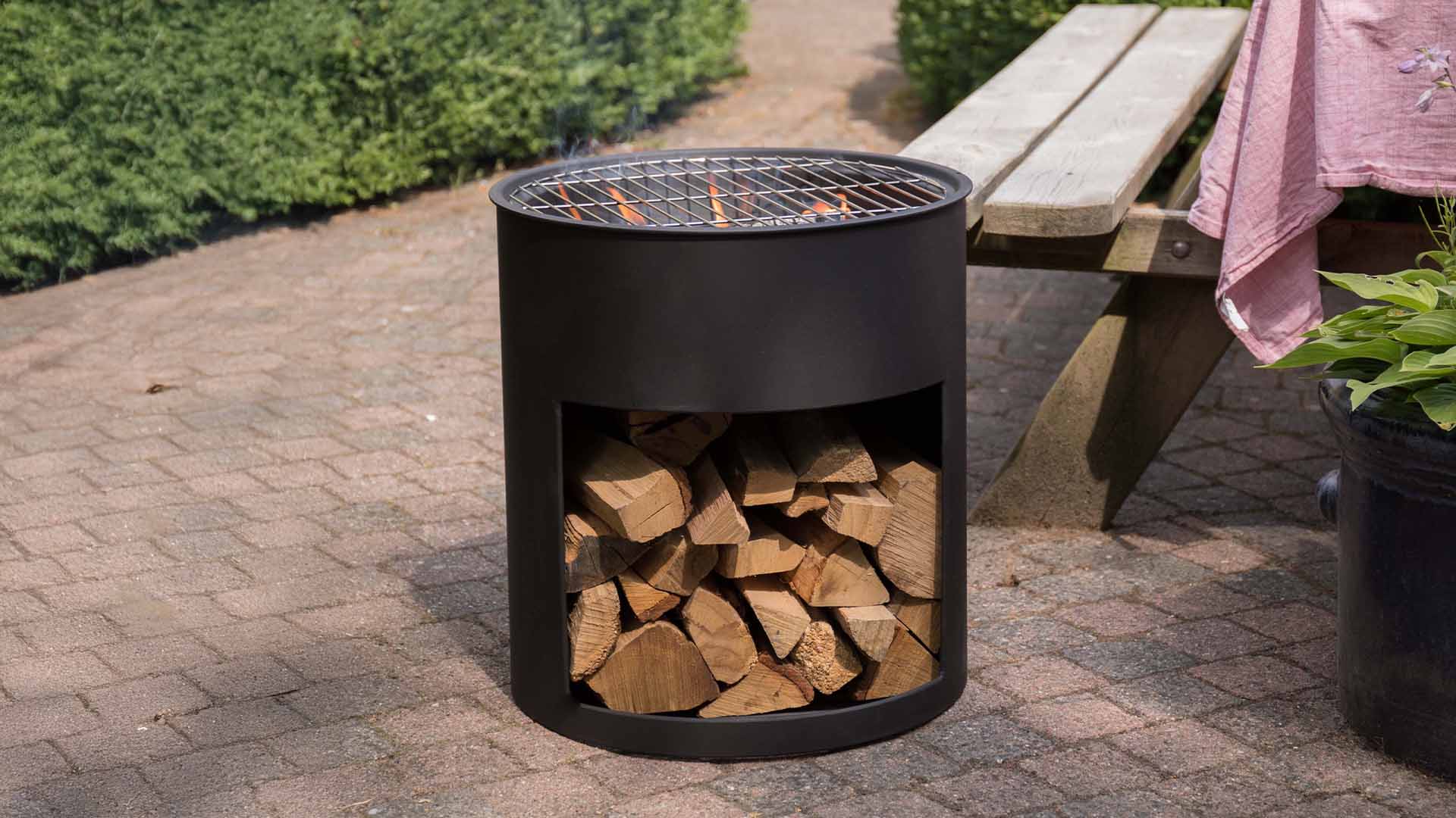 Milshire Bålfad med Grill og Brændereol – Sort - Nordic Unique