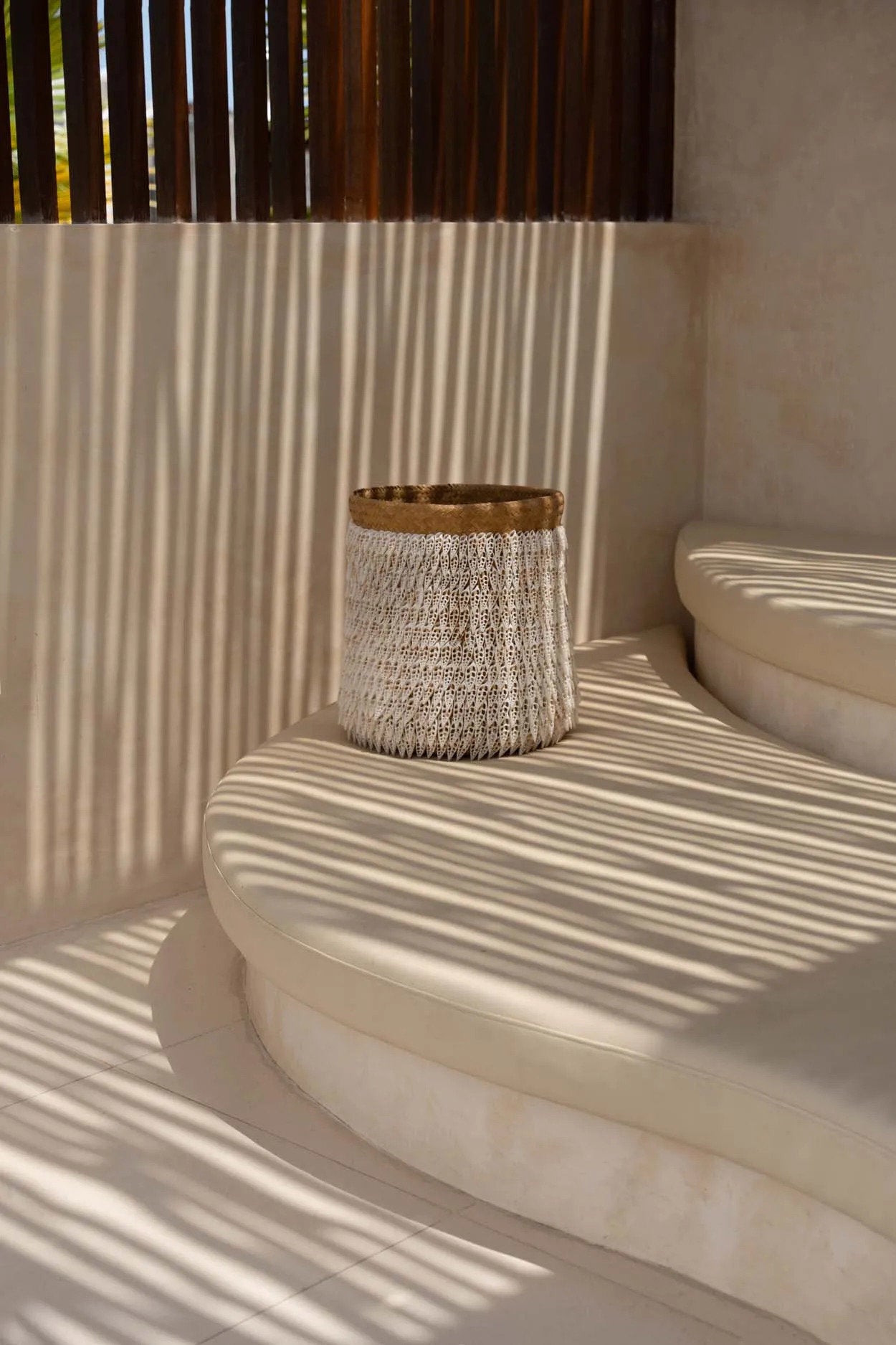 Pandan Basket Light