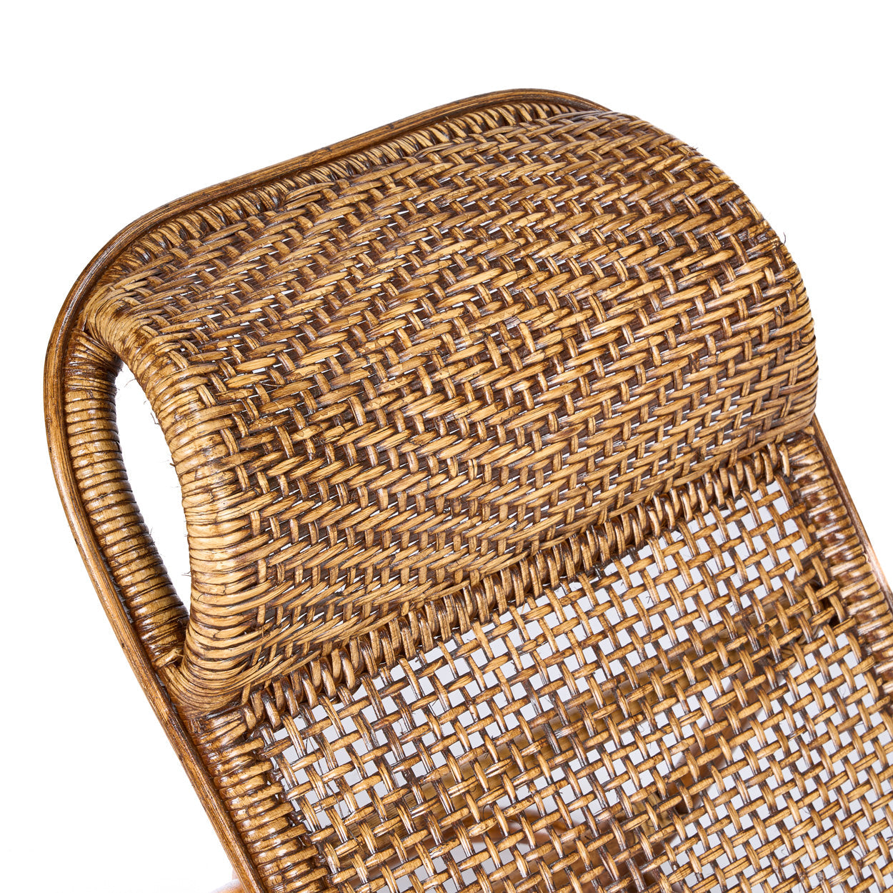 Rattan Gulvlænestol - Mørk Valnød - Nordic Unique