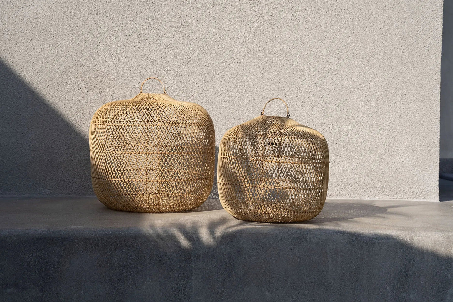 Batu Bolong Lamp Pendant - Natural - M