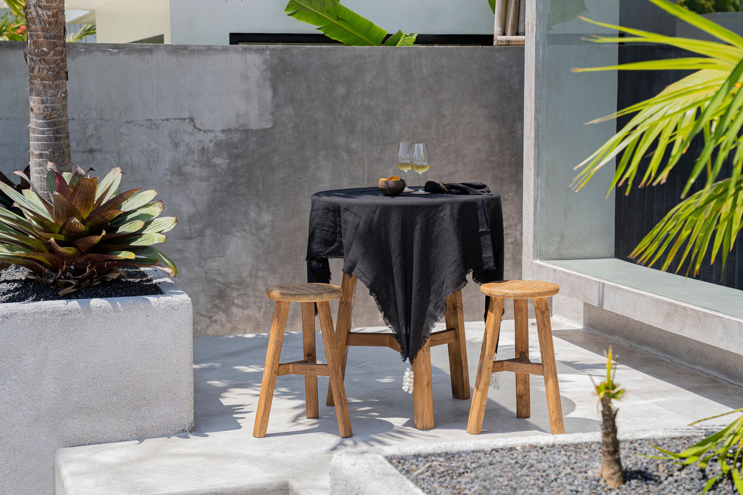 Linen Tablecloth - Black - 150x150cm
