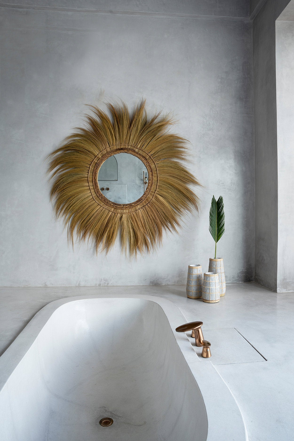 Barcelona Vase - Natural Concrete - L