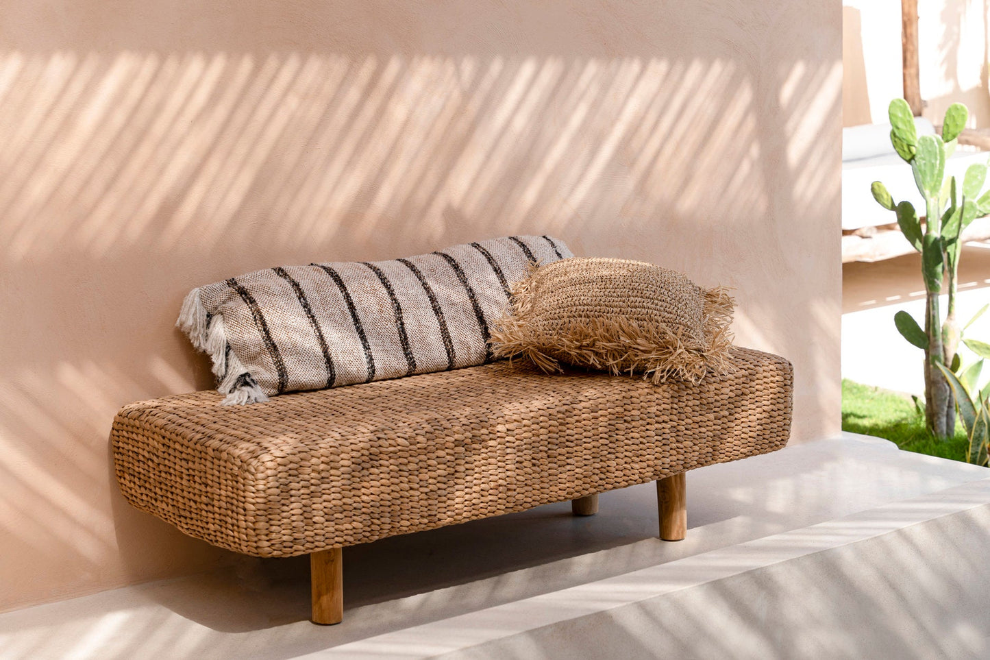 The water hyacinth bench