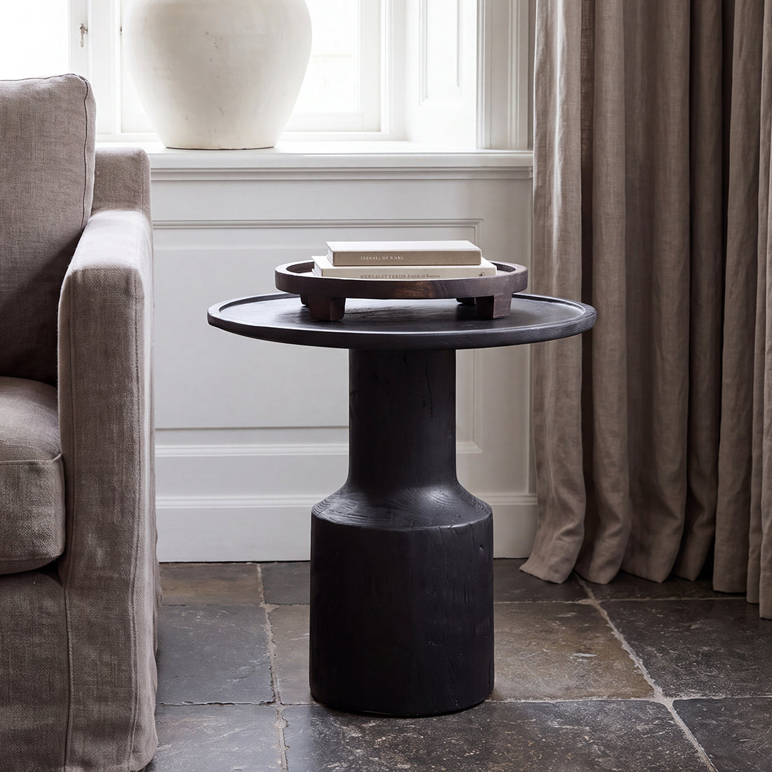 Nero teaktræs sidebord Midnight - sort