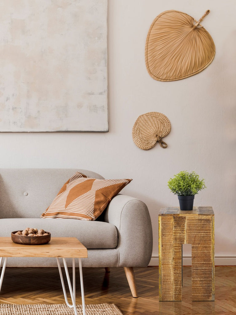 Skammel/søjle firkantet 28x45x28cm i mangotræ - Nordic Unique