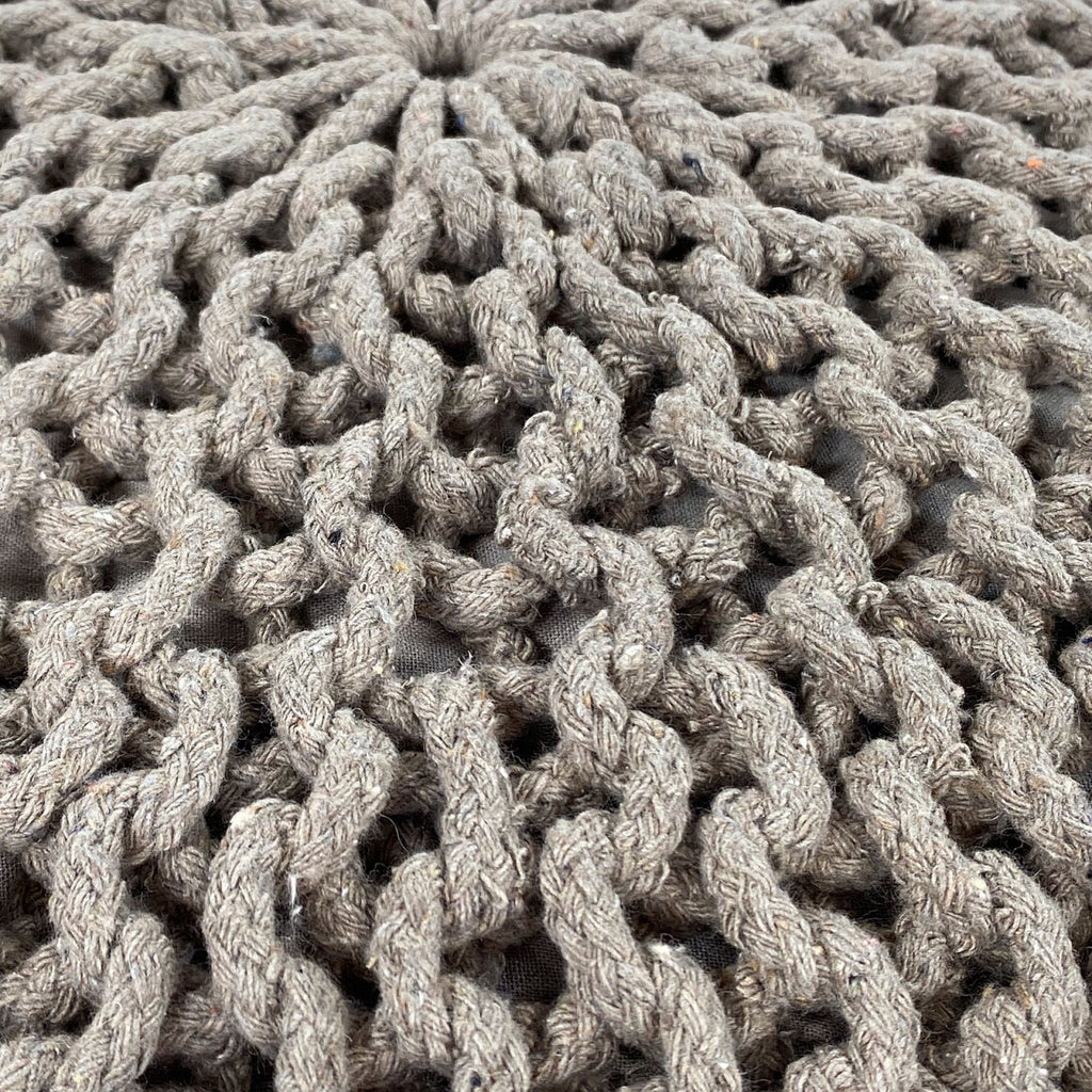 Puf/strikpuf grovstrik Ø55x37cm beige - Nordic Unique