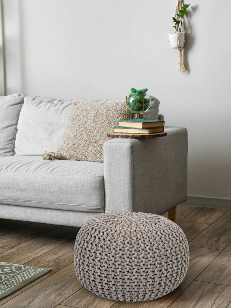 Puf/strikpuf grovstrik Ø55x37cm beige - Nordic Unique